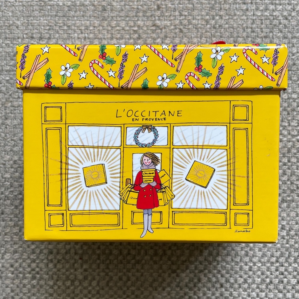 L'OCCITANE Gift Box Holiday Red Ribbon Bow